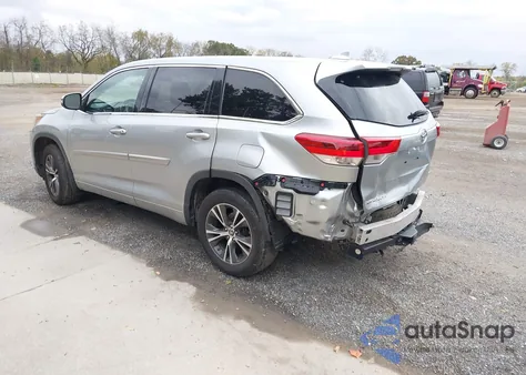 2018 Toyota Highlander Le Plus from USA, damaged, VIN 5TDBZRFH9JS893333
